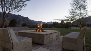 Outdoor-Fireplace